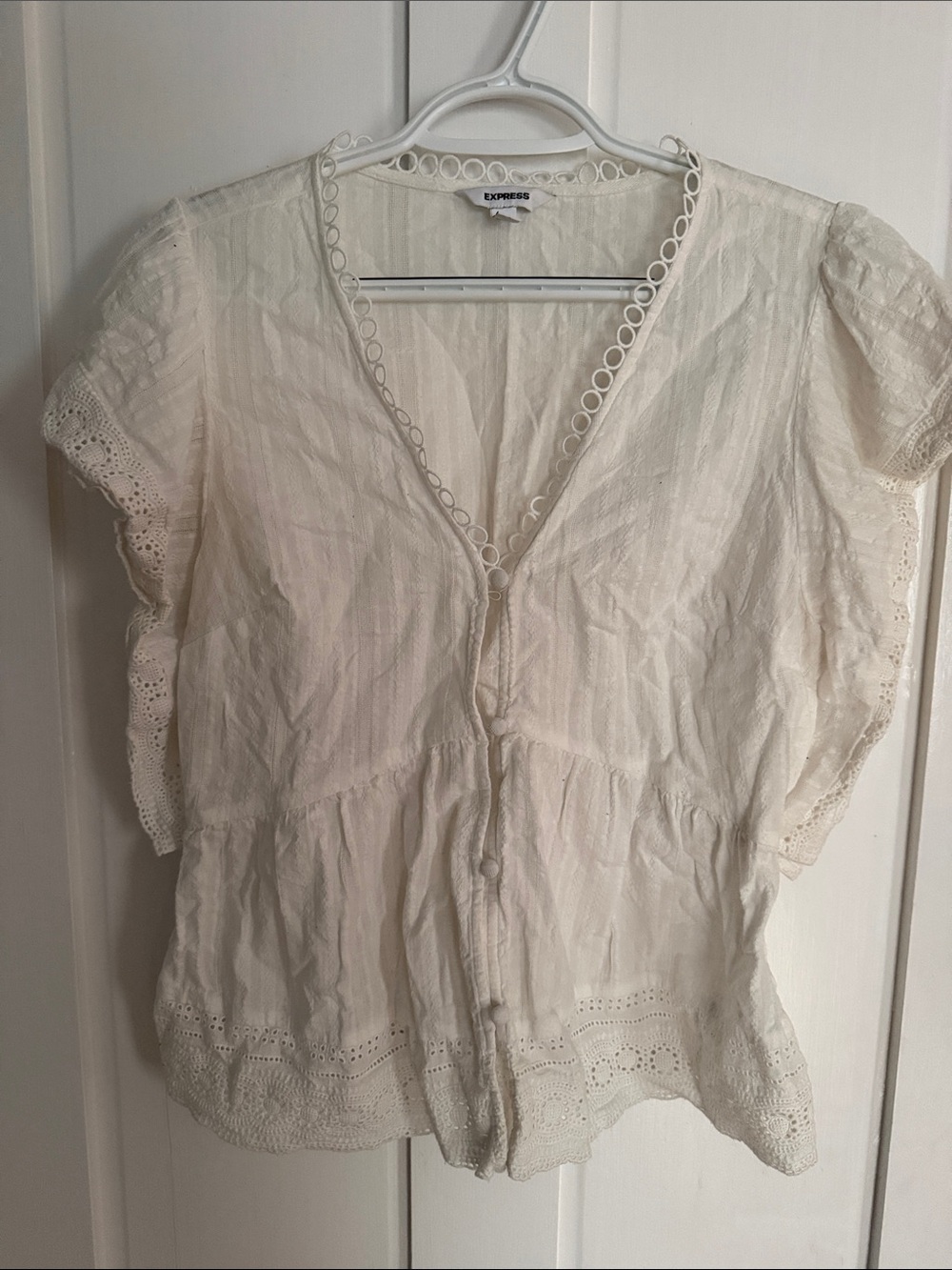 Express Women's Cream Eyelet V-Neck Top